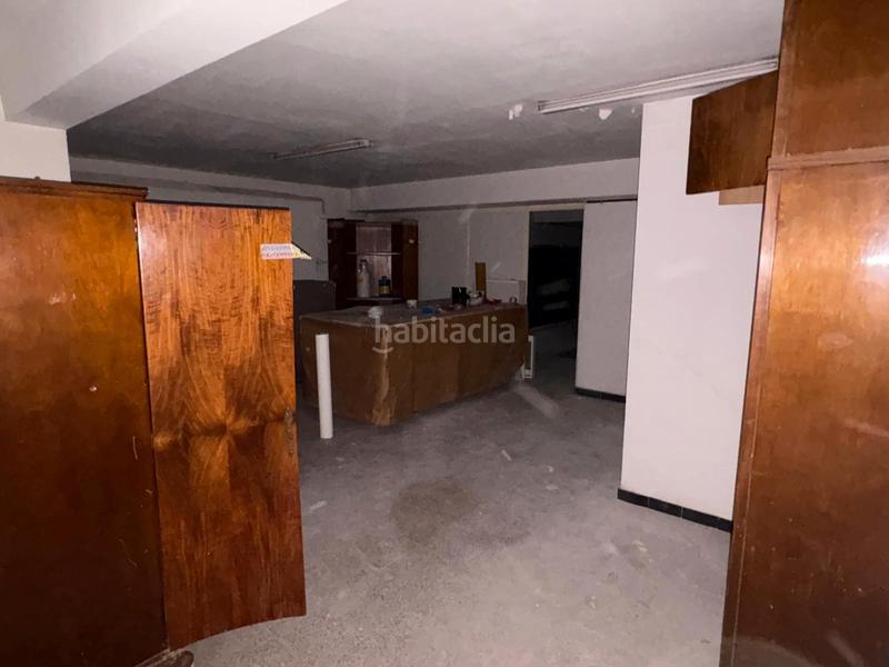 Foto 42305b81-ece3-4a1a-8ac4-5a0713864945. Alquiler local comercial local a l'eixample amb distintes possiblitats en Girona