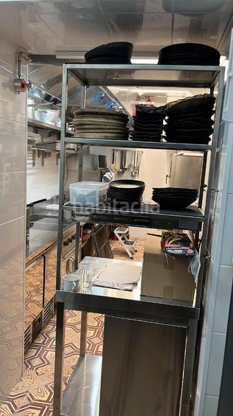 Foto 5e20f1c2-f713-4554-9119-4306a59a6555. Trapasso locale commerciale con riscaldamento in Centre-Barri Vell Girona