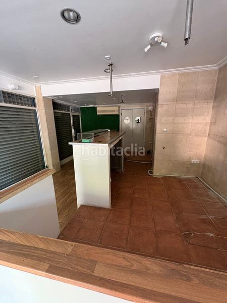 Foto 2075da42-856f-4604-a97c-a90de1ac8043. Local comercial /botiga sense trapàs en Girona