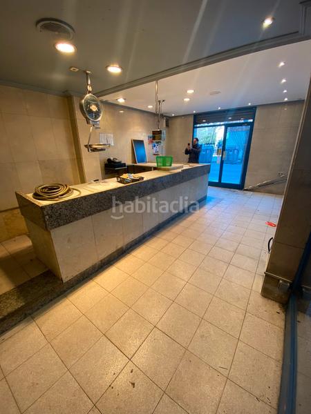 Foto 294c8479-9d2f-44b8-8ae6-dd6d24be6259. Local comercial /botiga sense trapàs en Girona