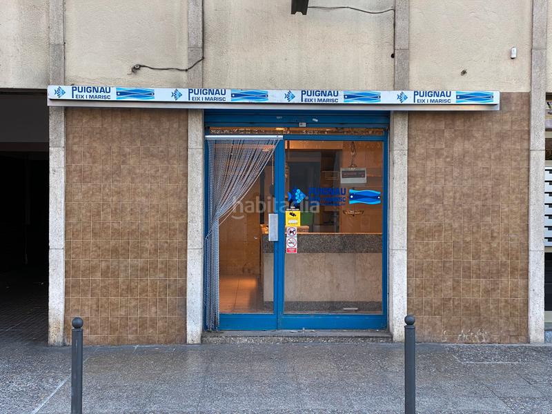 Foto 37005f84-cd76-4924-98ea-38371324ef08. Local comercial /botiga sense trapàs en Girona