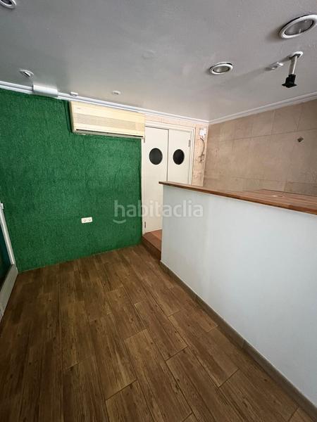 Foto 49e9ba58-e901-440c-a797-b716eea5c1f3. Local comercial /botiga sense trapàs en Girona