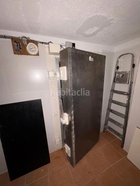 Foto b4a09017-0ee7-4ec8-ae69-0b1733836a21. Lloguer local comercial a Sant Narcis Girona