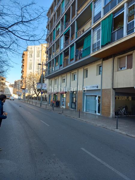 Foto fcc3cdc1-80e1-46df-95b7-51c534f0d42c. Lloguer local comercial a Sant Narcis Girona
