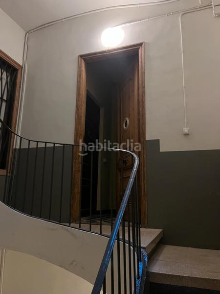 Foto b1dc1797-c8f8-4358-b181-22a982ef9f61. Lloguer pis a Centre-Barri Vell Girona