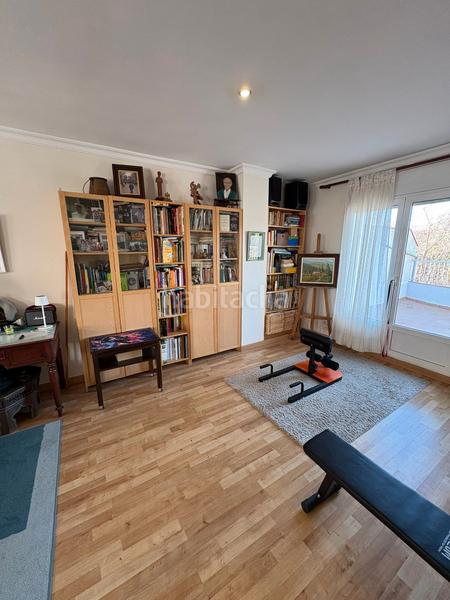 Foto 078b197c-b39f-4390-830a-4bd058a07a4b. Maison jumelée avec chauffage parking dans Eixample Sud-Migdia Girona