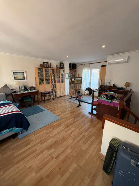 Foto 12889232-7255-4253-826e-e90c389eb7b0. Maison jumelée avec chauffage parking dans Eixample Sud-Migdia Girona