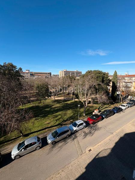 Foto 4659bb46-661a-40fc-a128-c24d8635d204. Maison jumelée avec chauffage parking dans Eixample Sud-Migdia Girona