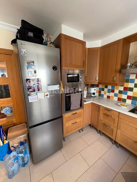 Foto 7b4c9ac8-ef25-4278-8a44-251c7d430aff. Maison jumelée avec chauffage parking dans Eixample Sud-Migdia Girona