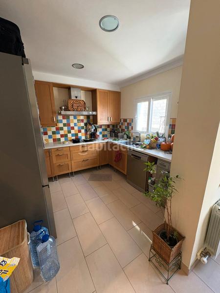 Foto b6b78cbb-5160-4673-86c0-390023440ed5. Maison jumelée avec chauffage parking dans Eixample Sud-Migdia Girona