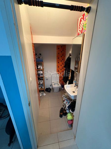 Foto c6a47d56-0277-4a31-ae0a-df655ea6e574. Maison jumelée avec chauffage parking dans Eixample Sud-Migdia Girona