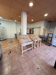 Miete Geschäftsraum  Passeig josé canalejas. **local comercial en lloguer al cor de girona! **