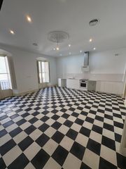 Location Appartement  Carrer dels ciutadans. Dúplex amb terrassa reformat al cor del barri vell de girona