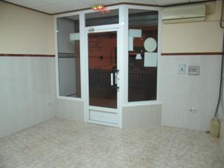 Local commercial à Alquenència - Venècia. Local en alzira