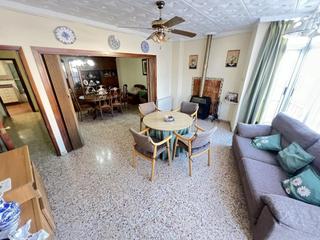 Casa  N/a. Excelente y amplia casa muy completa en benicull del xúquer con