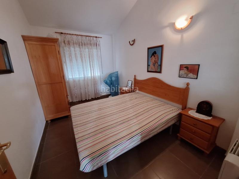 Foto 07db4ffb-dc2c-4cf0-b4d4-74987e74cd6a. Reihenhaus mit parking in Cárcer