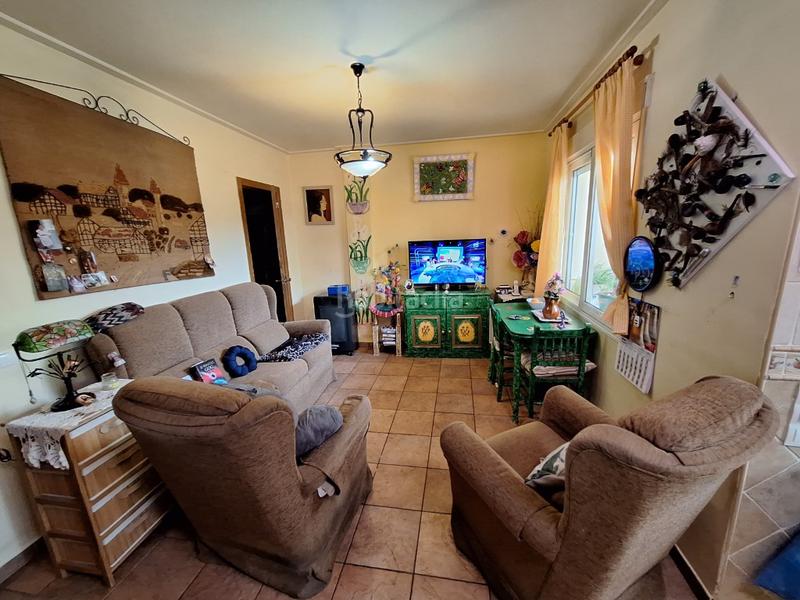 Foto 12457642-e4fa-4bb4-b5fb-05f8734c1b65. Reihenhaus mit parking in Cárcer