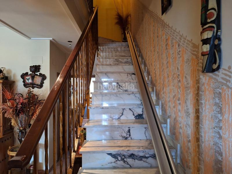 Foto 2c391f10-3163-4227-967b-264f57f7b2a8. Reihenhaus mit parking in Cárcer