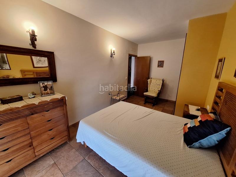 Foto 9ba9fe23-ad06-48f0-b8a6-2ae35c4795d9. Reihenhaus mit parking in Cárcer