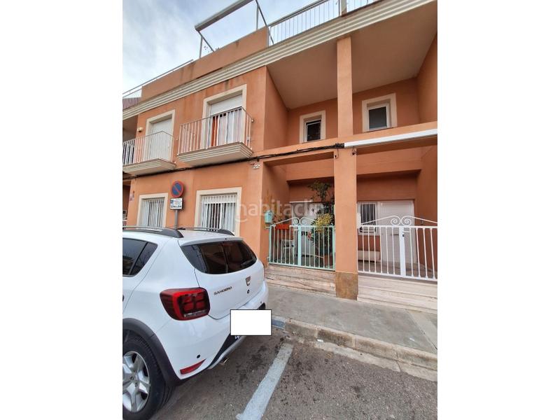 Foto d5ccb832-f65a-4ec8-8842-185cbea9c307. Reihenhaus mit parking in Cárcer