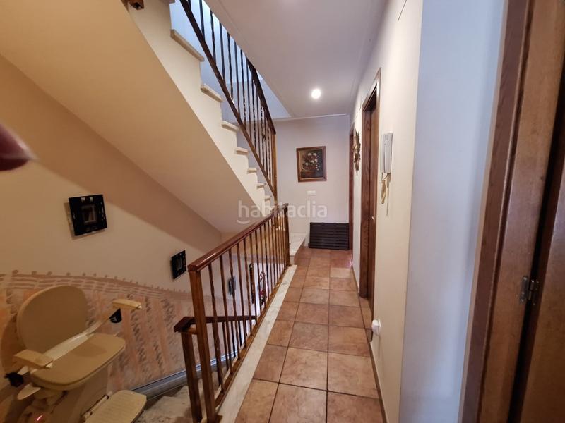 Foto f93ff9cd-0f2e-4182-b98a-a5f97508112c. Reihenhaus mit parking in Cárcer