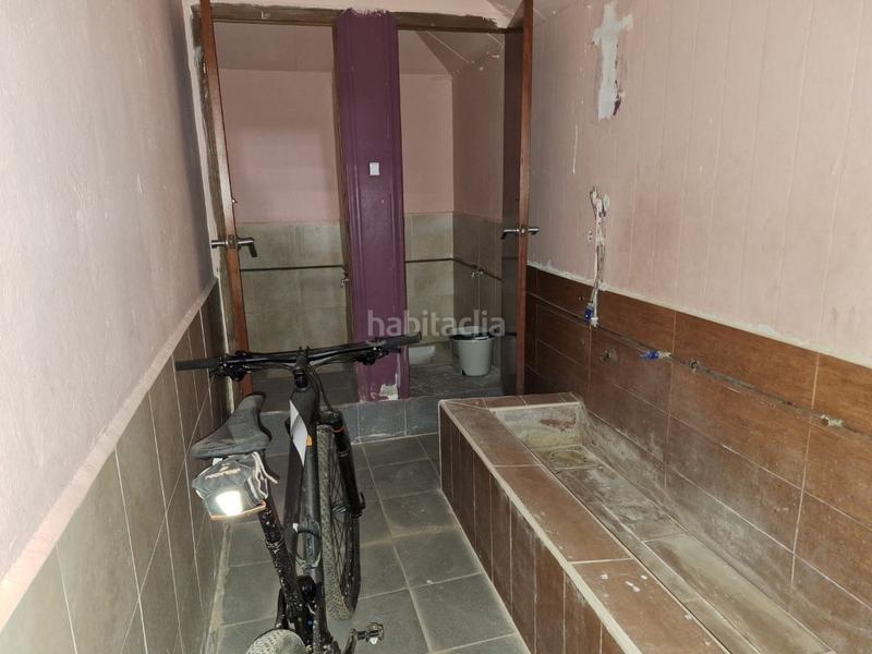 Foto 913f4f2f-1f05-4f8e-b830-ee7b3cca0ed1. Local comercial a Alquenència - Venècia Alzira