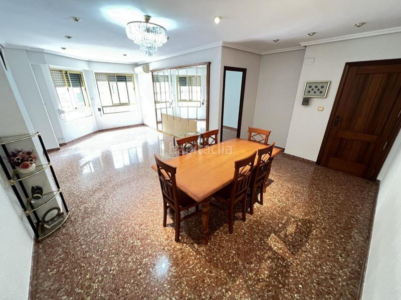 Foto 0038515c-fca5-444f-a847-f1a91a1625b1. Piso  4 habitaciones venta en Pere Crespí Alzira