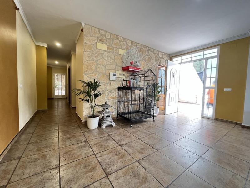 Foto 784a4fdd-954f-440f-bd22-bd1b22b7ede4. Chalet mit parking pool in Urbanitzacions i Pedanies Nord Alzira