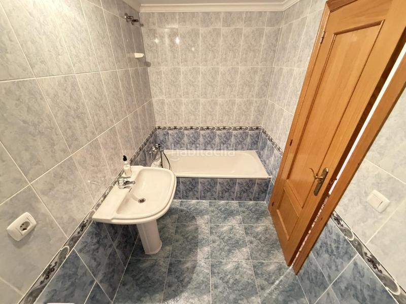 Foto 4cecf599-755f-43a8-aada-0d7a8185fc79. Pis amb aparcament a Alquenència - Venècia Alzira