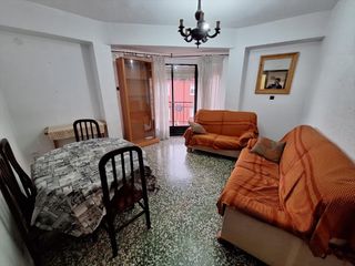 Etagenwohnung in Alquenència - Venècia. Piso en venta en alzira, cuarto sin ascensor.