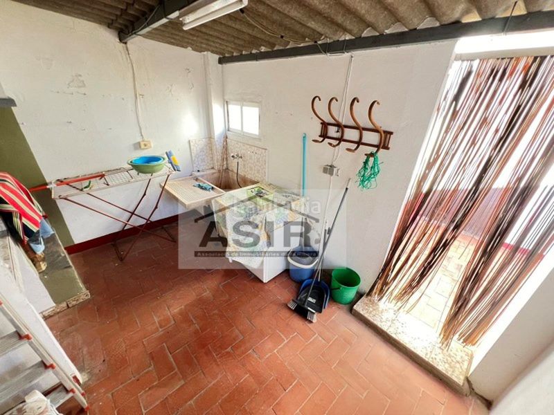Foto 457dff2c-a2be-4988-8ed3-f08bec9d6571. Pis a Benicull De Xúquer
