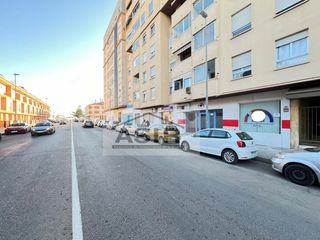 Local Comercial a Alquenència - Venècia