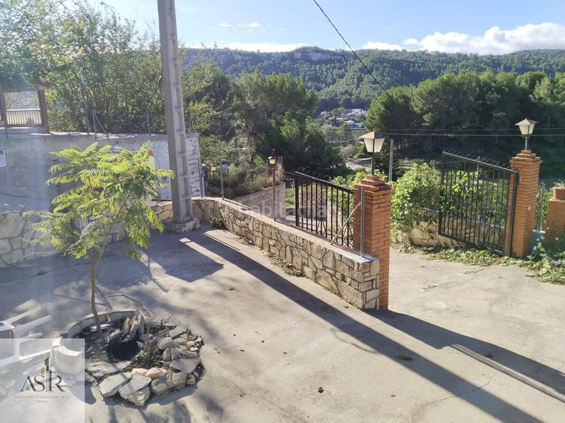 Foto 0ee74b0c-4ab1-4bdf-8c5a-b5f62bf0cabe. Casa en poligono poligono 13 13 chalet de 3 dormitorios en la murta. en Alzira