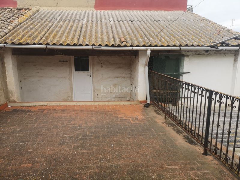 Foto 72889d96-9b18-417d-8b07-e2ed6e104b7a. Casa adossada a Benimuslem