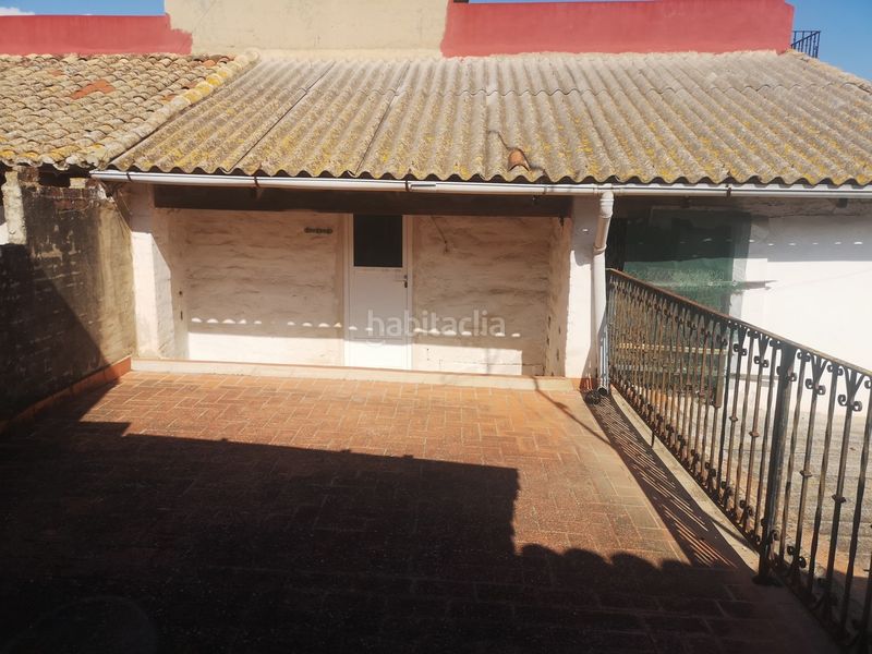 Foto d8c4fe8c-8253-4d7f-ac61-38bb42db84f8. Casa adossada a Benimuslem