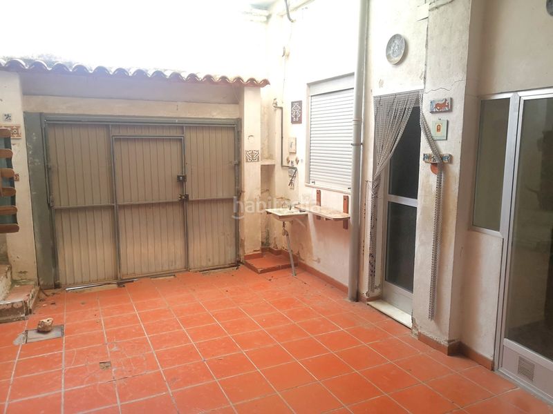 Foto e2cca6c8-f790-4df0-a36d-1ebb800c7953. Casa adossada a Benimuslem