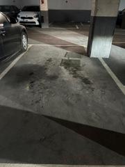 Lloguer Aparcament cotxe  Marques de sentmenat. Plaza de parking para coche mediano en alquiler en les corts.