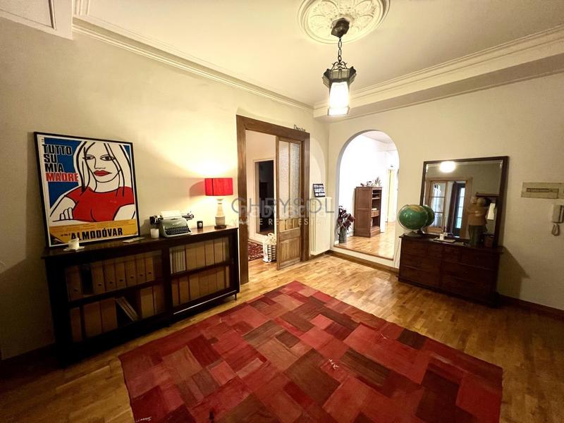 Foto d848e768-5b62-4797-ad09-4dd9e2696deb. Piso espectacular principal con gran terraza en venta. en Barcelona