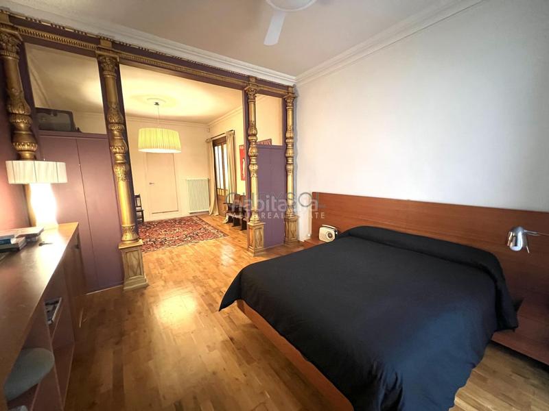 Foto ed363579-1579-4a4c-b52f-da8c8cb5b8b8. Piso espectacular principal con gran terraza en venta. en Barcelona