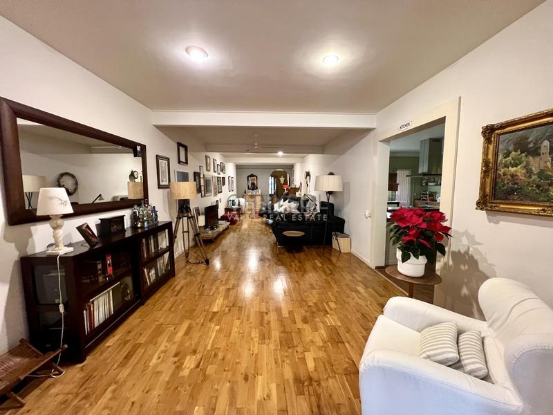 Foto f35c62fc-2527-44ba-95ae-9b024462c661. Piso espectacular principal con gran terraza en venta. en Barcelona