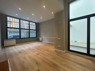 Planta baixa  Amilcar. Bajo totalmente reformado en venta.