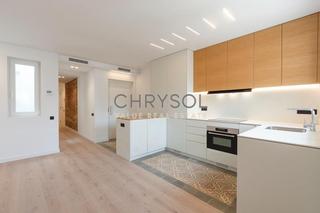 Appartement  Calle rector triado. A estrenar con terraza de 40m en sants.