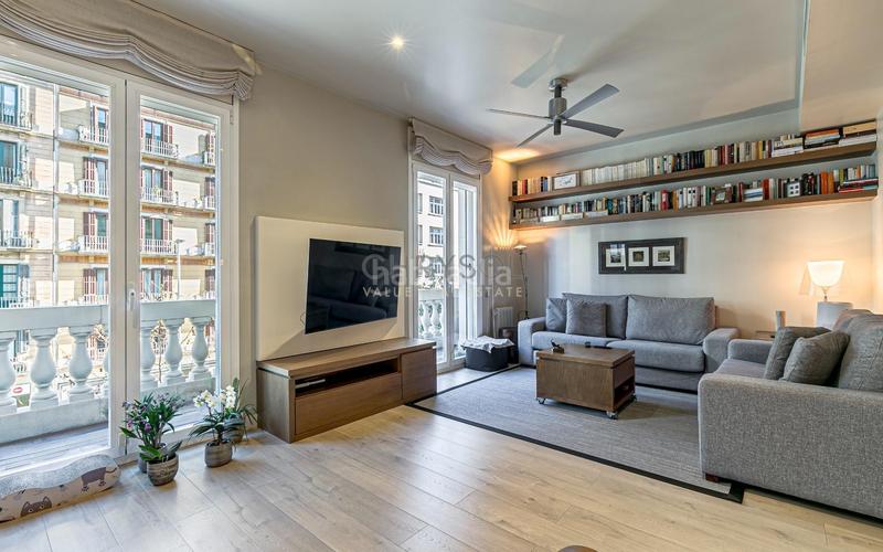 Foto 3396d874-b484-436c-b61f-d5f44bfdf1b5. Piso  totalmente reformado en venta. en Dreta de l´Eixample Barcelona