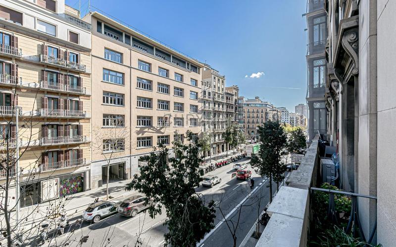 Foto ac88b70b-36e4-416a-8195-3e83c5556c73. Piso  totalmente reformado en venta. en Dreta de l´Eixample Barcelona