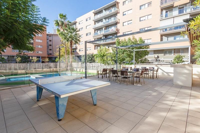 Foto 1362d15b-154e-4768-8b25-773558a42e2f. Pis amb calefacció piscina a Poblenou Barcelona