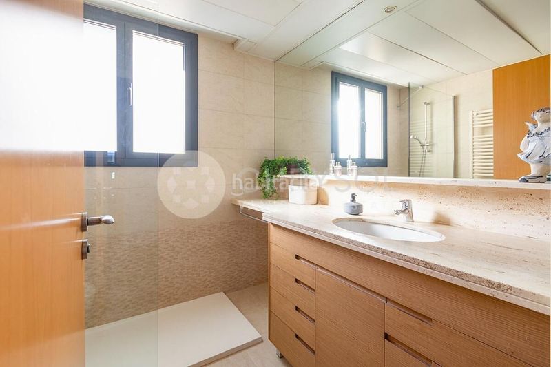 Foto 2090d3c0-6cf2-47c7-8ead-d88f65f75cf4. Pis amb calefacció piscina a Poblenou Barcelona