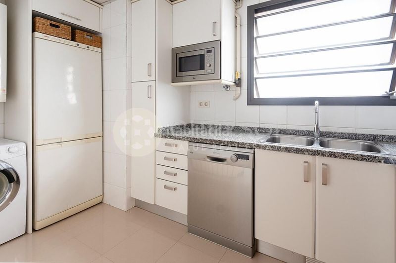 Foto 2497c6f5-d2fb-4247-831b-3b2ddd59e4c2. Pis amb calefacció piscina a Poblenou Barcelona