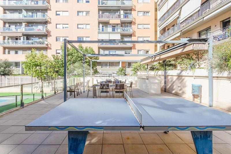 Foto 25cb042a-328b-40df-b323-a38547672e0e. Pis amb calefacció piscina a Poblenou Barcelona