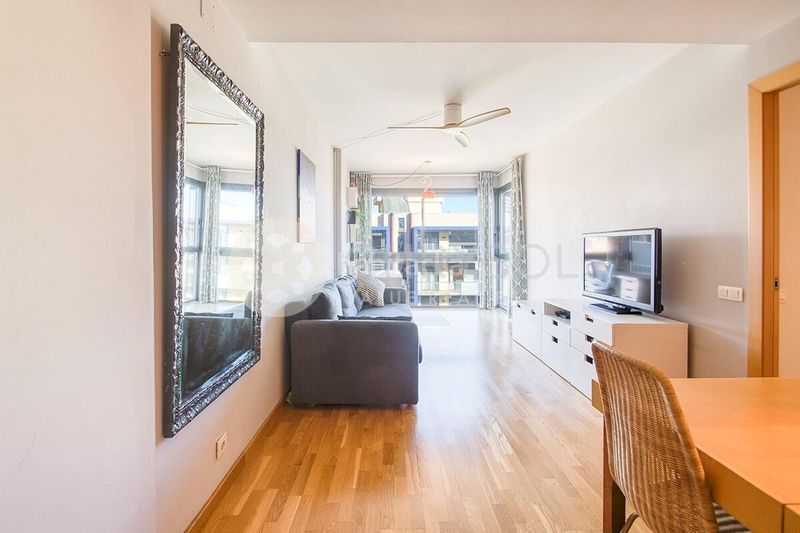 Foto 731bbe33-f610-41b7-bd21-3af71ebd2bfd. Pis amb calefacció piscina a Poblenou Barcelona