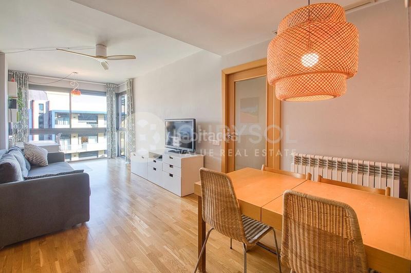 Foto d2acb2fb-8ebf-484c-8a34-1507c98b8d3a. Pis amb calefacció piscina a Poblenou Barcelona